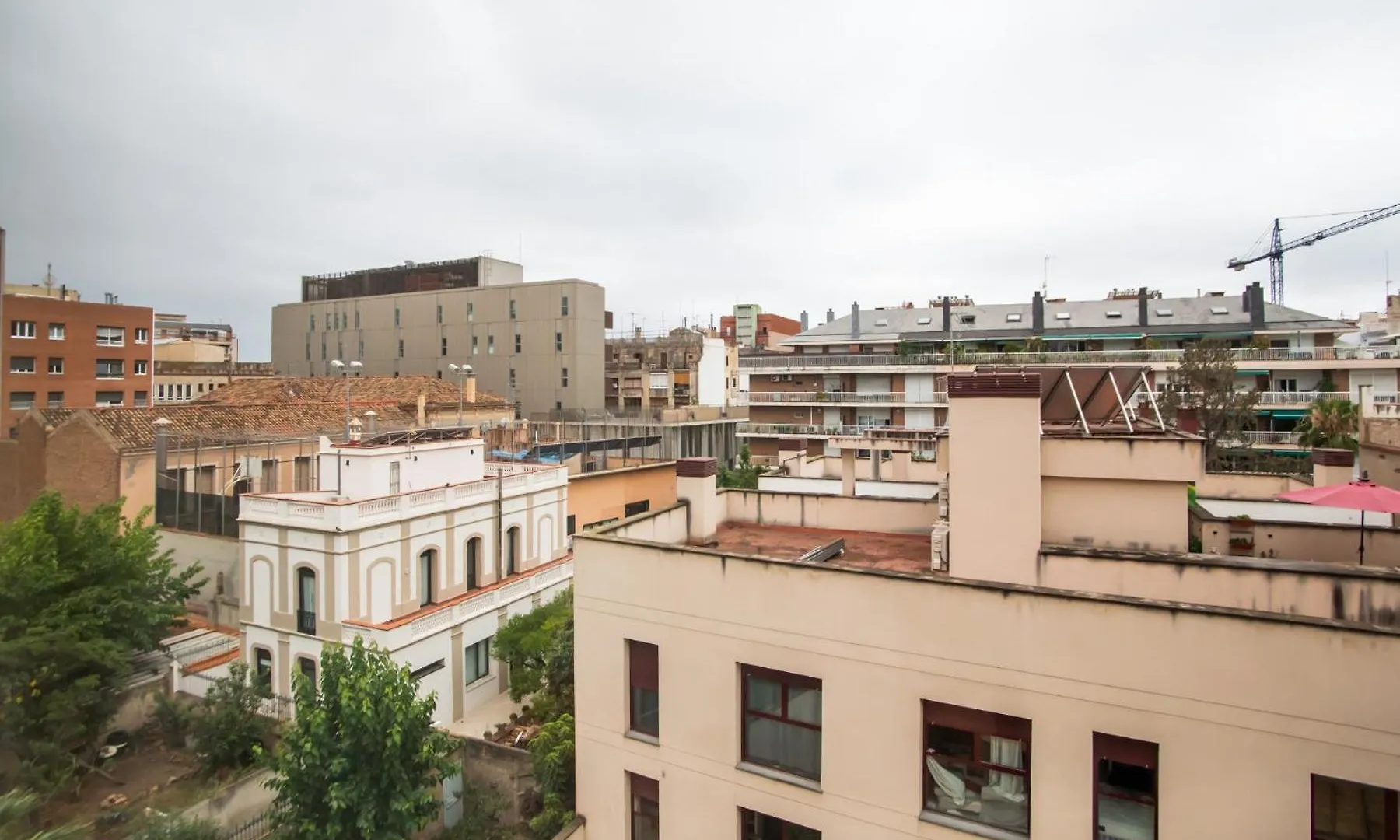13Mal1077- Magnific 2Br Flat Daire Barselona