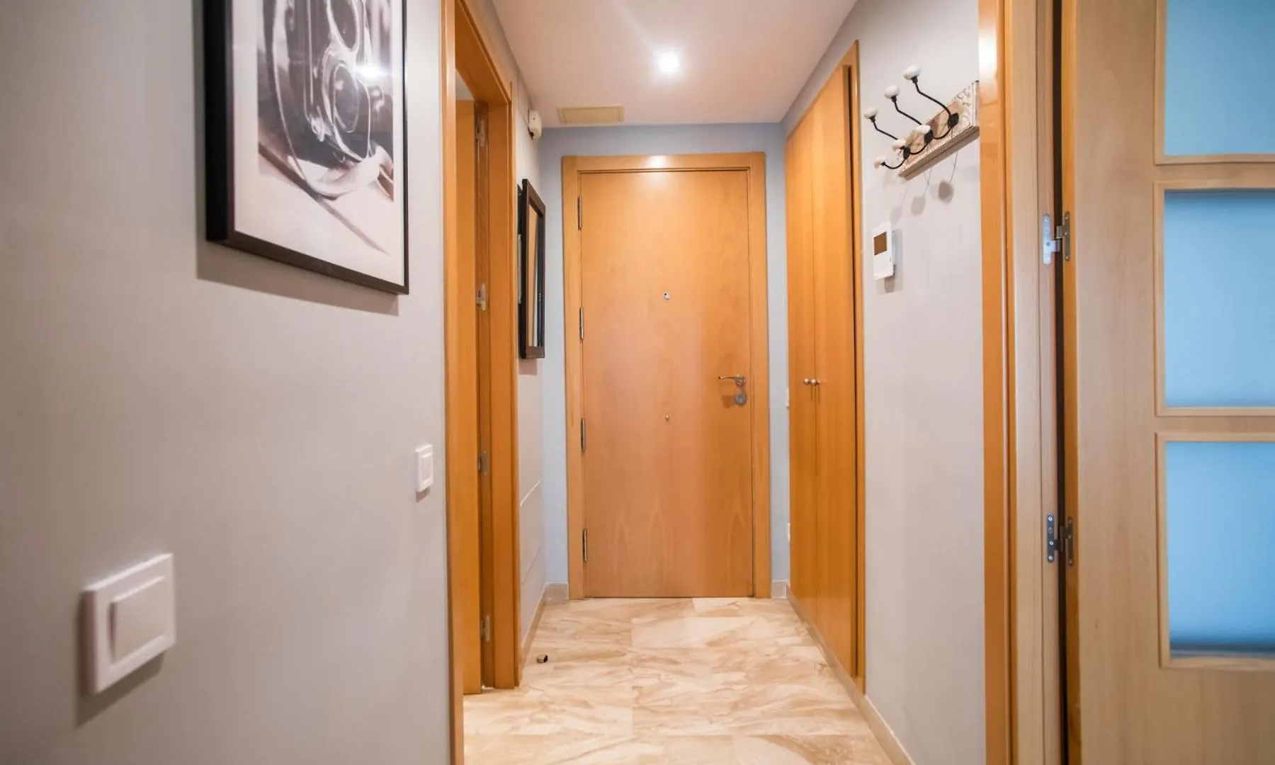 13Mal1077- Magnific 2Br Flat Daire Barselona