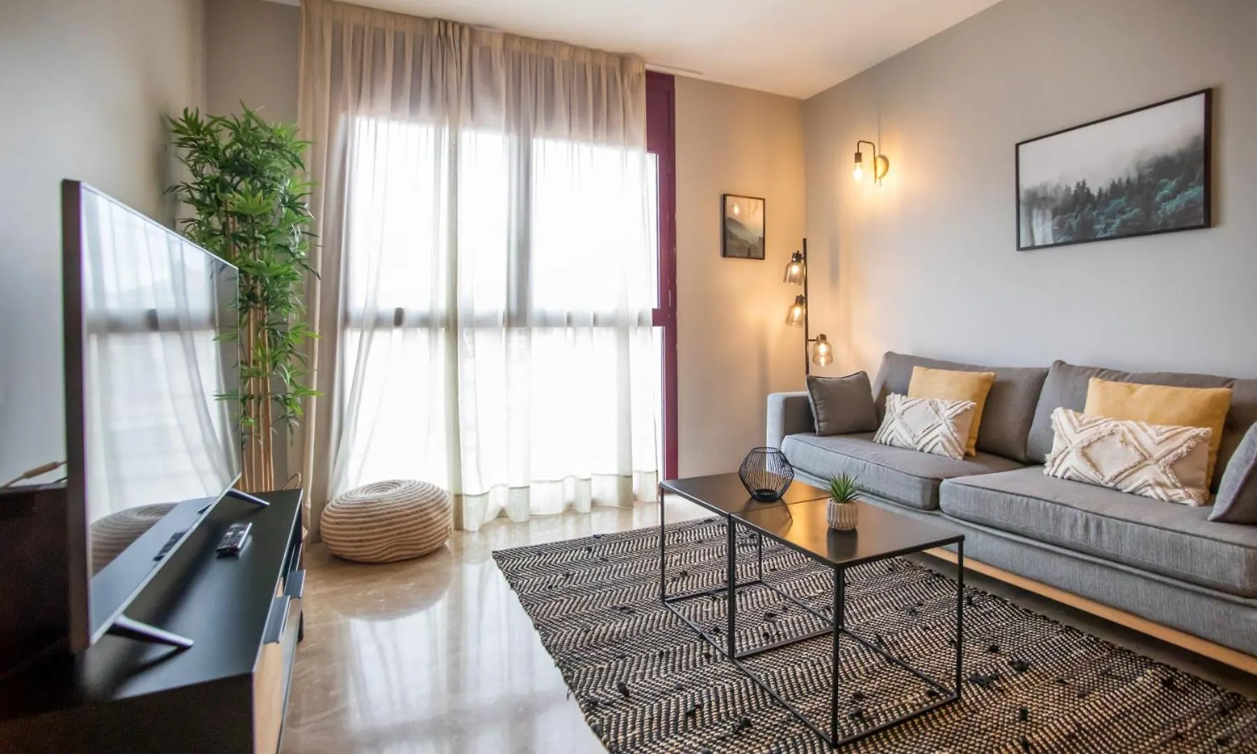 13Mal1077- Magnific 2Br Flat Daire Barselona İspanya